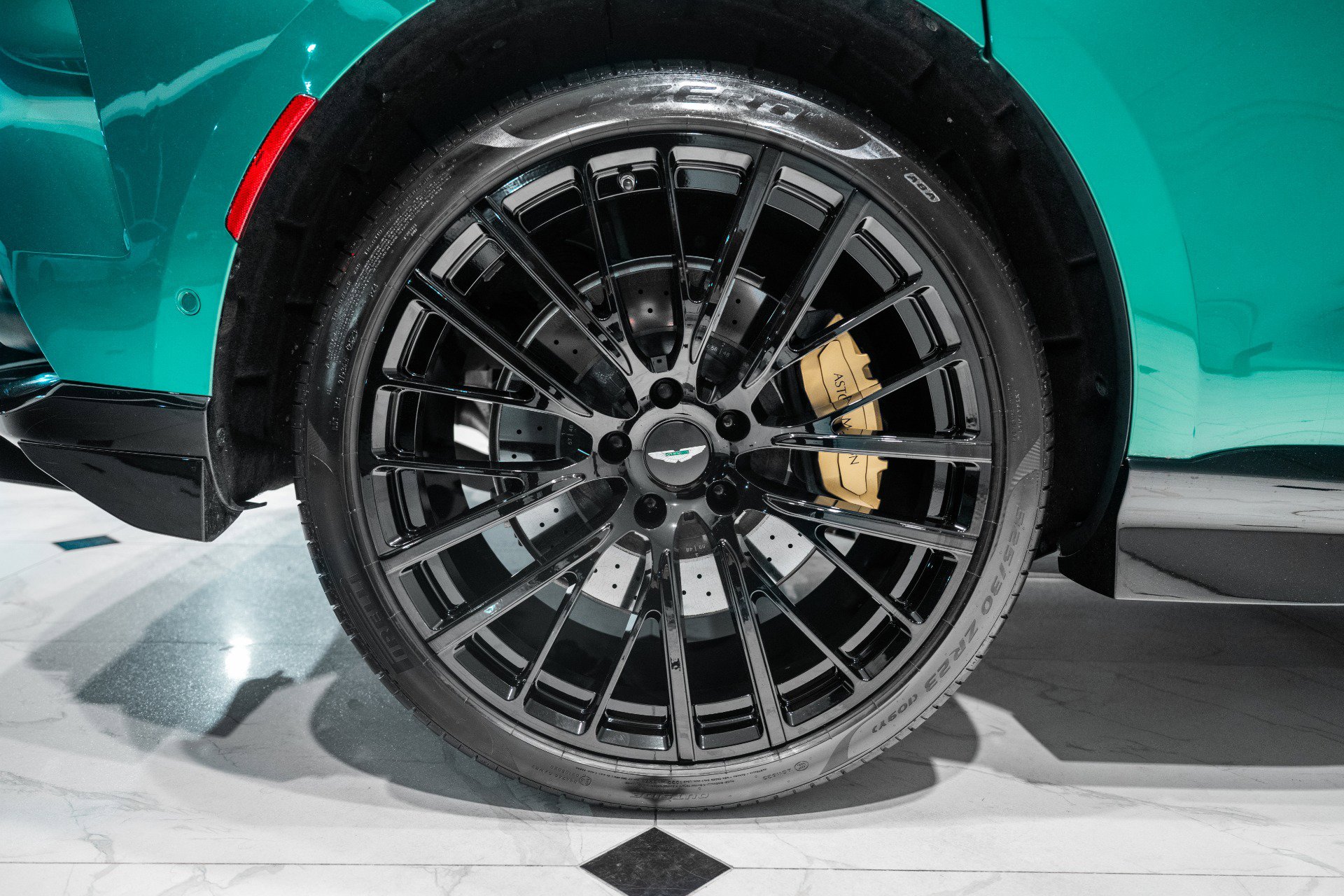 Used 2023 Aston Martin DBX 707 image 58