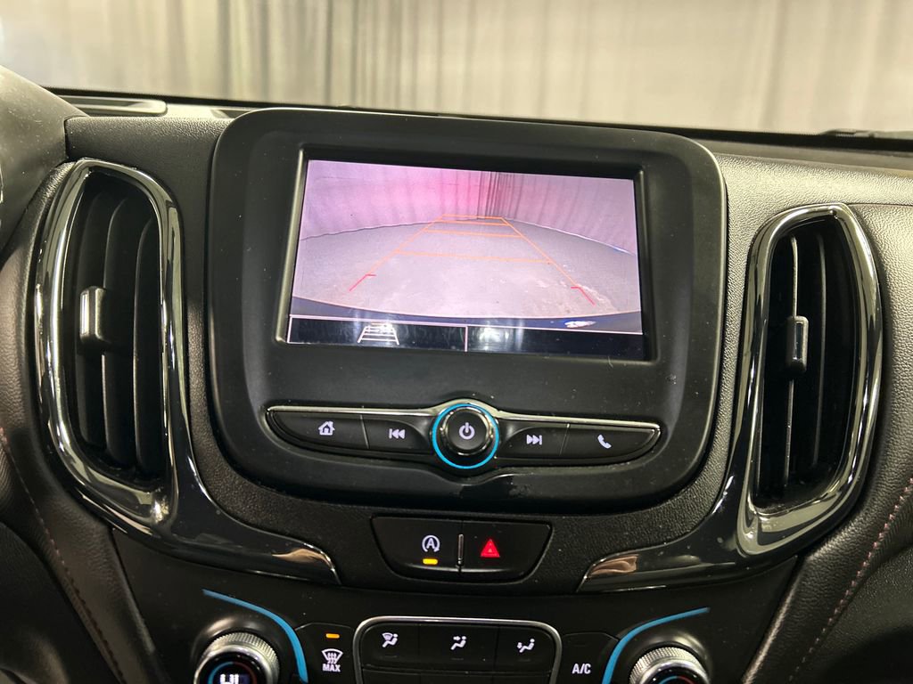 Used 2022 Chevrolet Equinox RS image 18