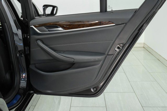 Used 2020 BMW 540i xDrive image 48