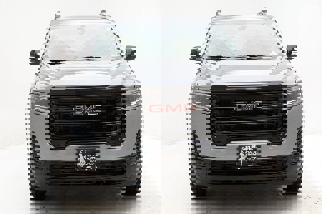 Used 2023 GMC Acadia SLE w/ Driver Convenience Package image 4