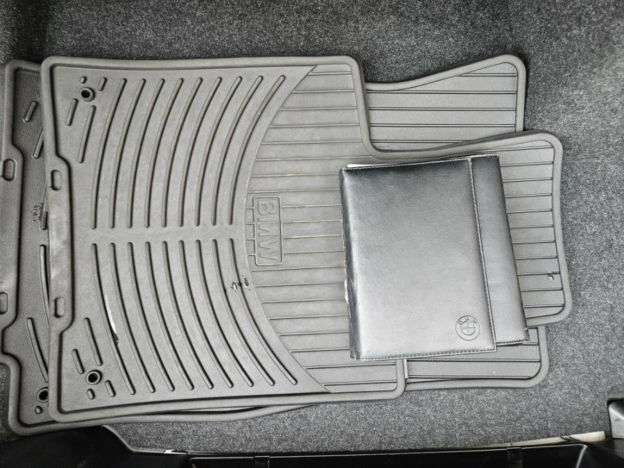 Used 2006 BMW M Roadster image 34