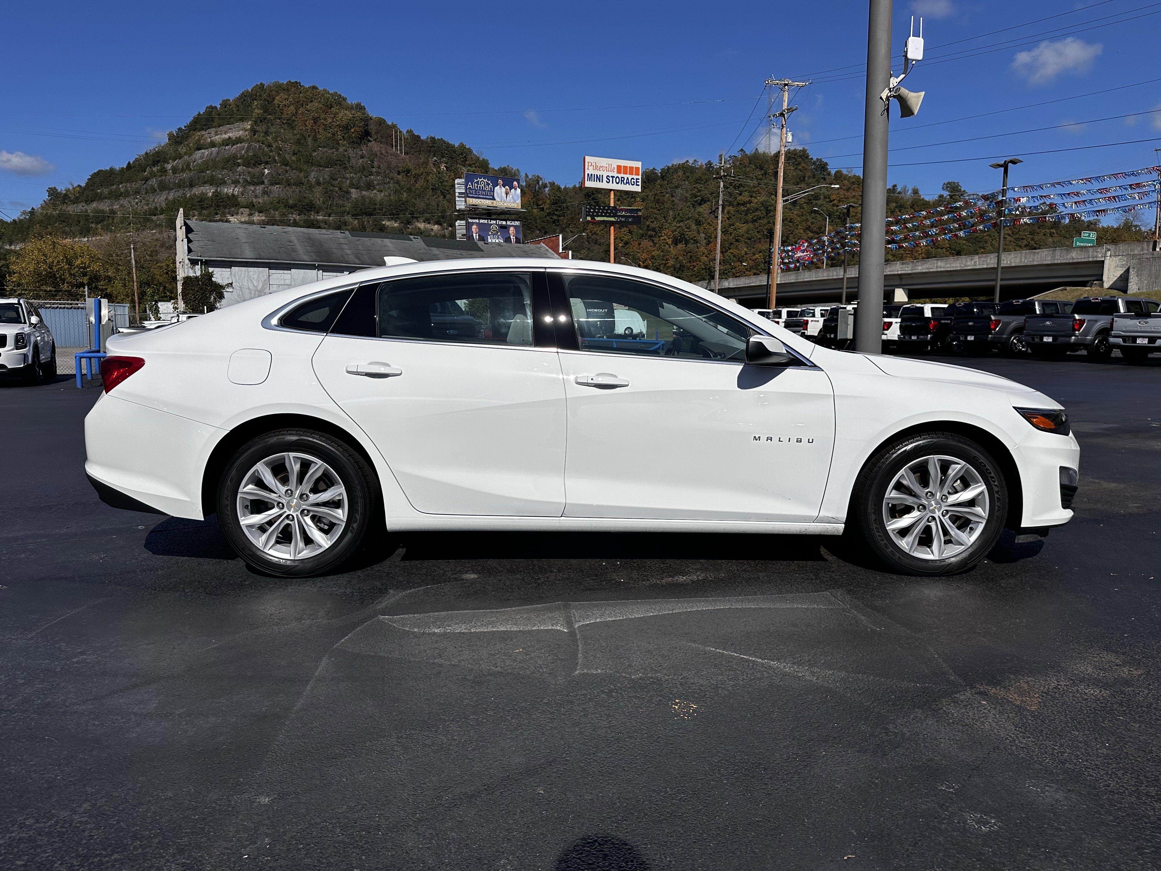 Used 2023 Chevrolet Malibu LT w/ Driver Confidence Package image 25