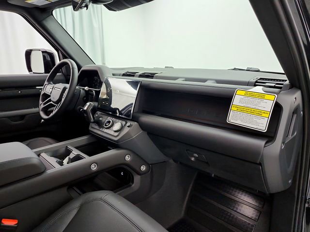 New 2026 Land Rover Defender 110 X-Dynamic SE AWD/4WD image 17