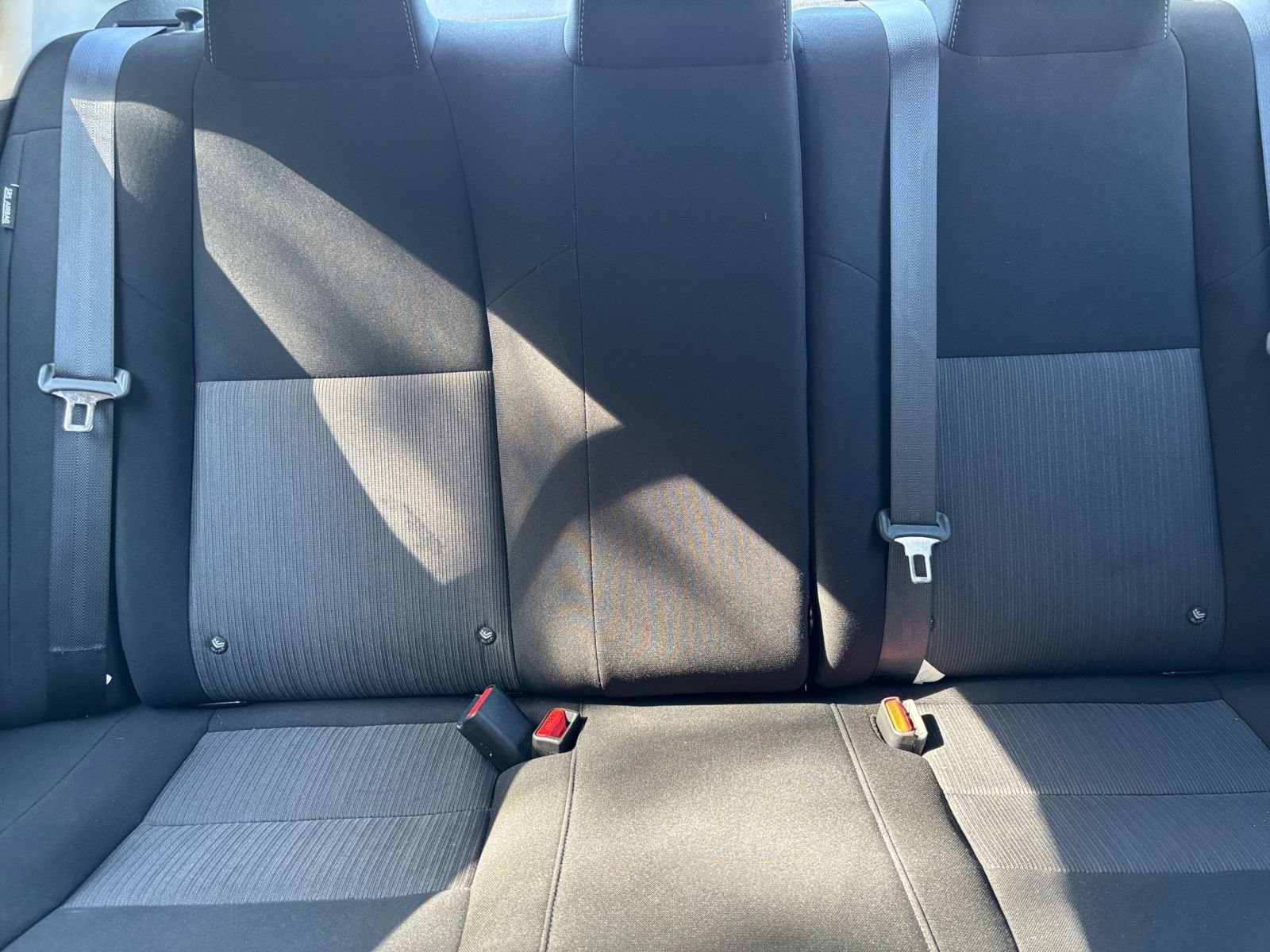 Used 2025 Nissan Sentra SV FWD image 31
