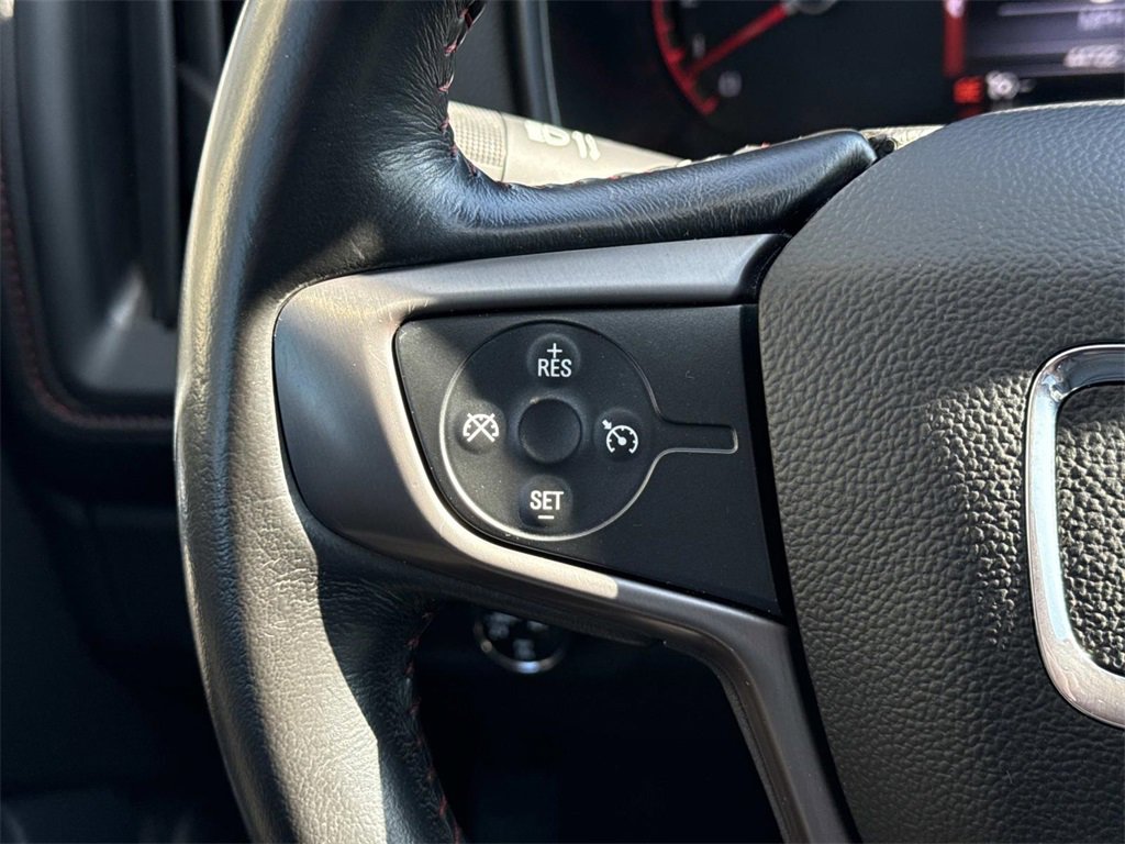 Used 2016 GMC Canyon SLE w/ All Terrain Package image 26