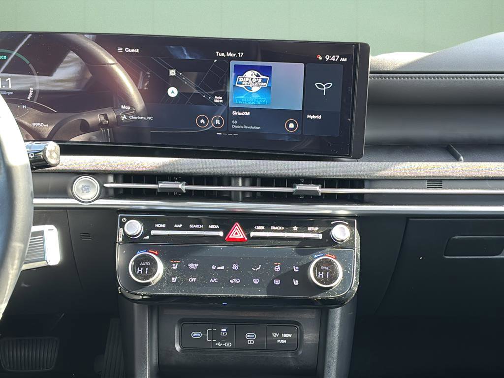 Certified 2025 Hyundai Tucson Limited image 24