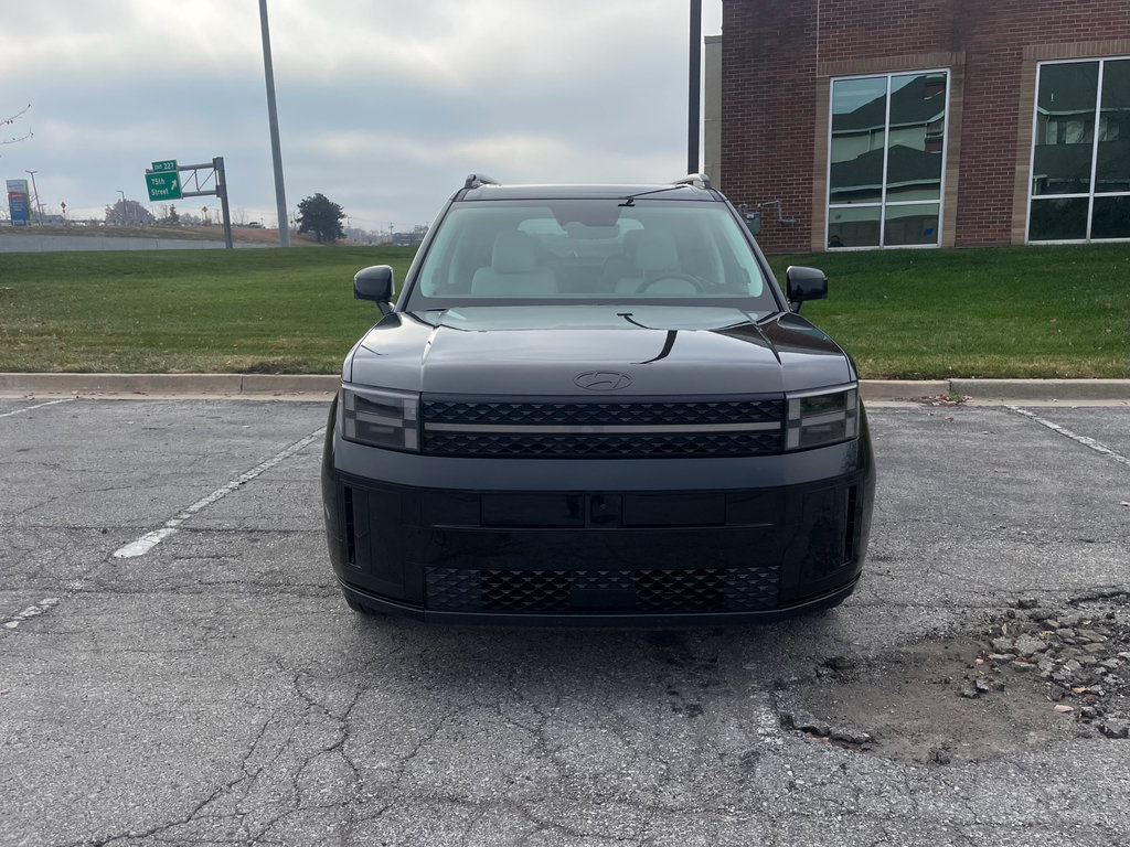 Used 2025 Hyundai Santa Fe Calligraphy image 8