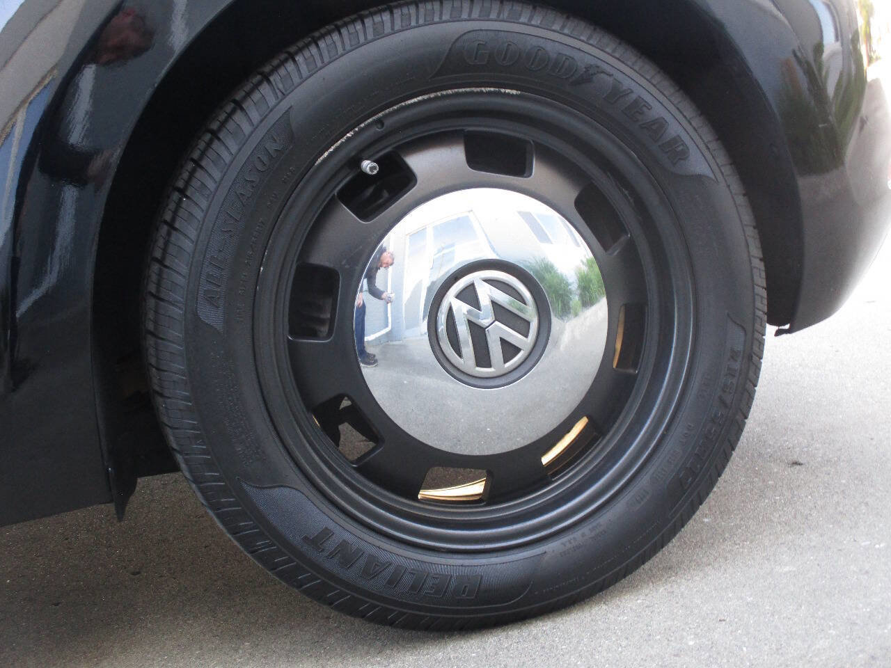 Used 2013 Volkswagen Beetle 2.5 FWD image 79