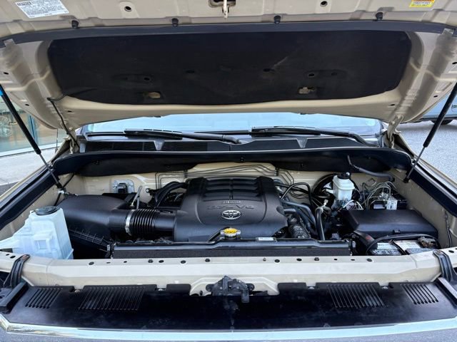 Used 2017 Toyota Tundra SR5 w/ SR5 Upgrade Package image 36