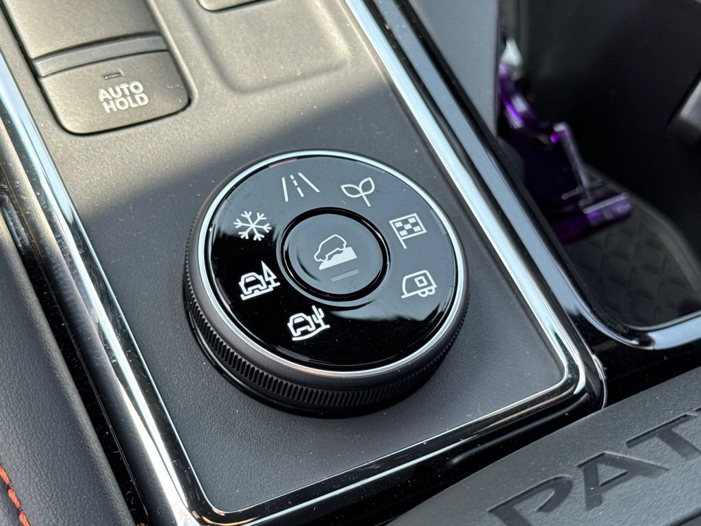 New 2026 Nissan Pathfinder Rock Creek w/ Rock Creek Premium Package AWD/4WD image 29