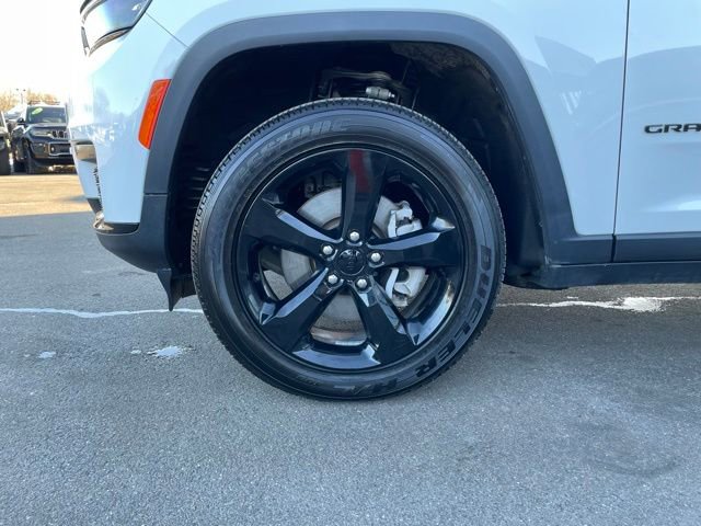 Used 2023 Jeep Grand Cherokee L Laredo image 35