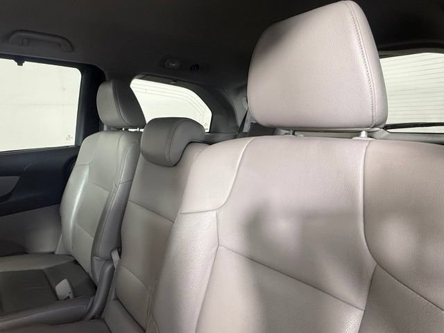Used 2016 Honda Odyssey EX-L image 18
