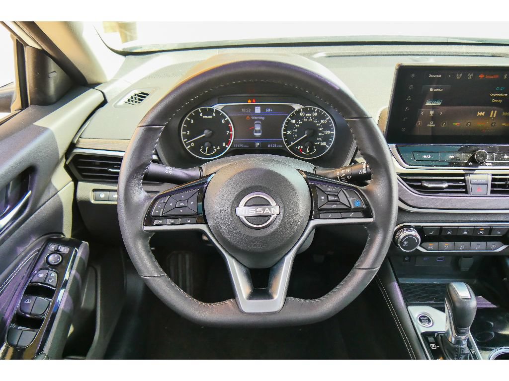 Used 2023 Nissan Altima 2.5 SV w/ SV Premium Package AWD/4WD image 22