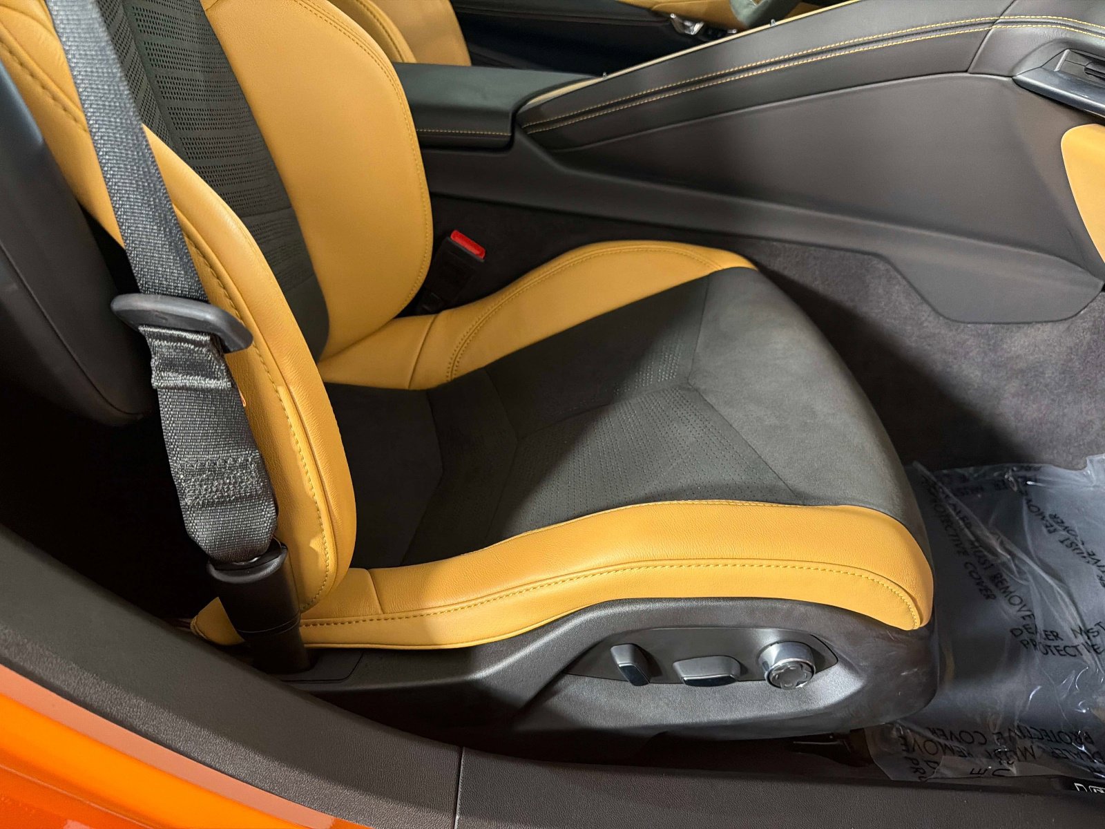 Used 2023 Chevrolet Corvette Stingray Premium Conv w/ Battery Protection Package RWD image 24