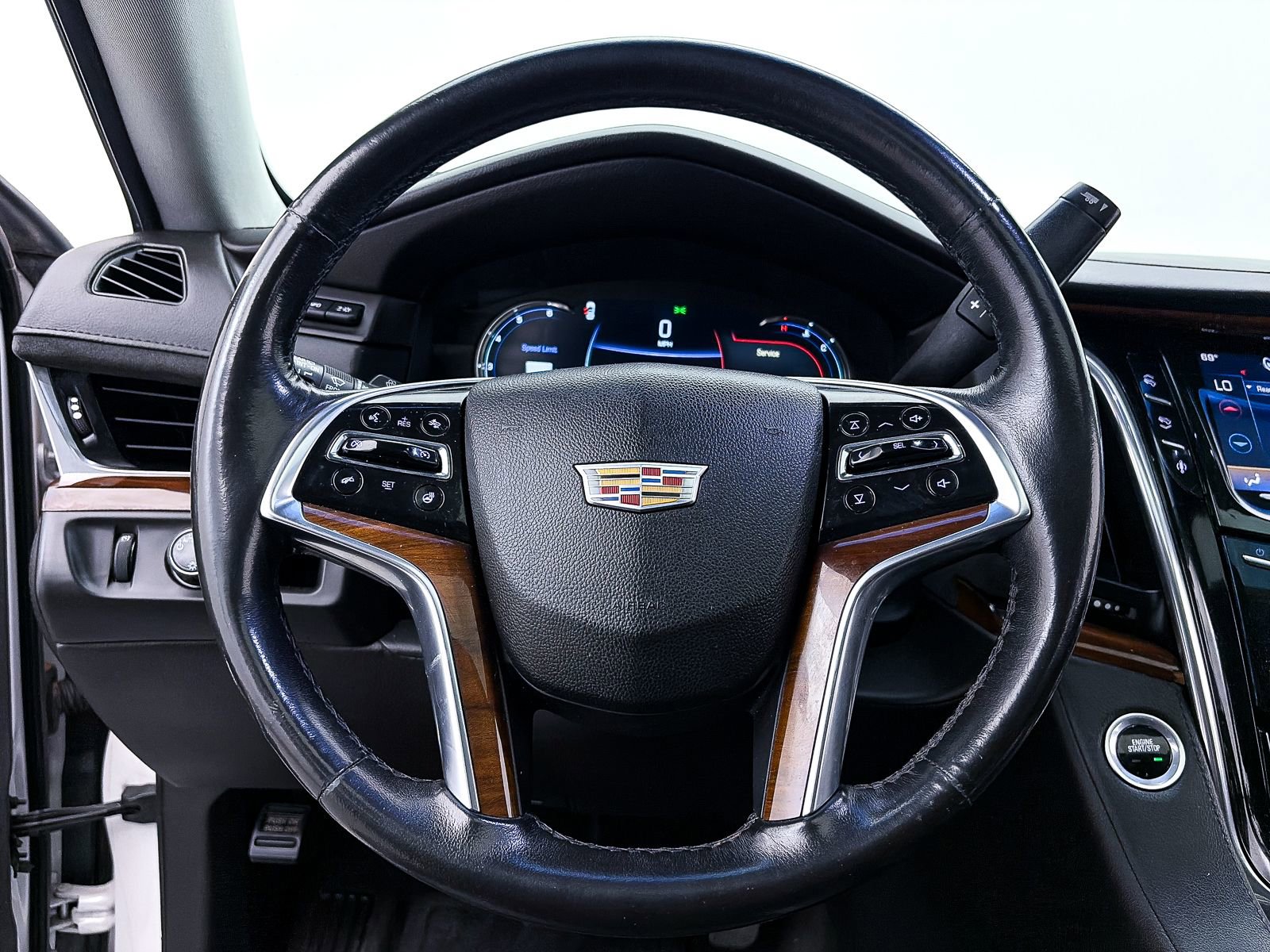 Used 2016 Cadillac Escalade Luxury image 25