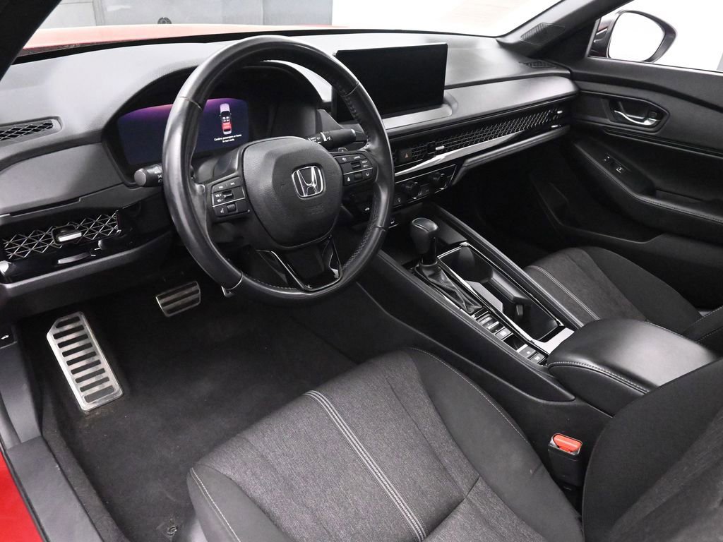 Used 2023 Honda Accord Sport image 11