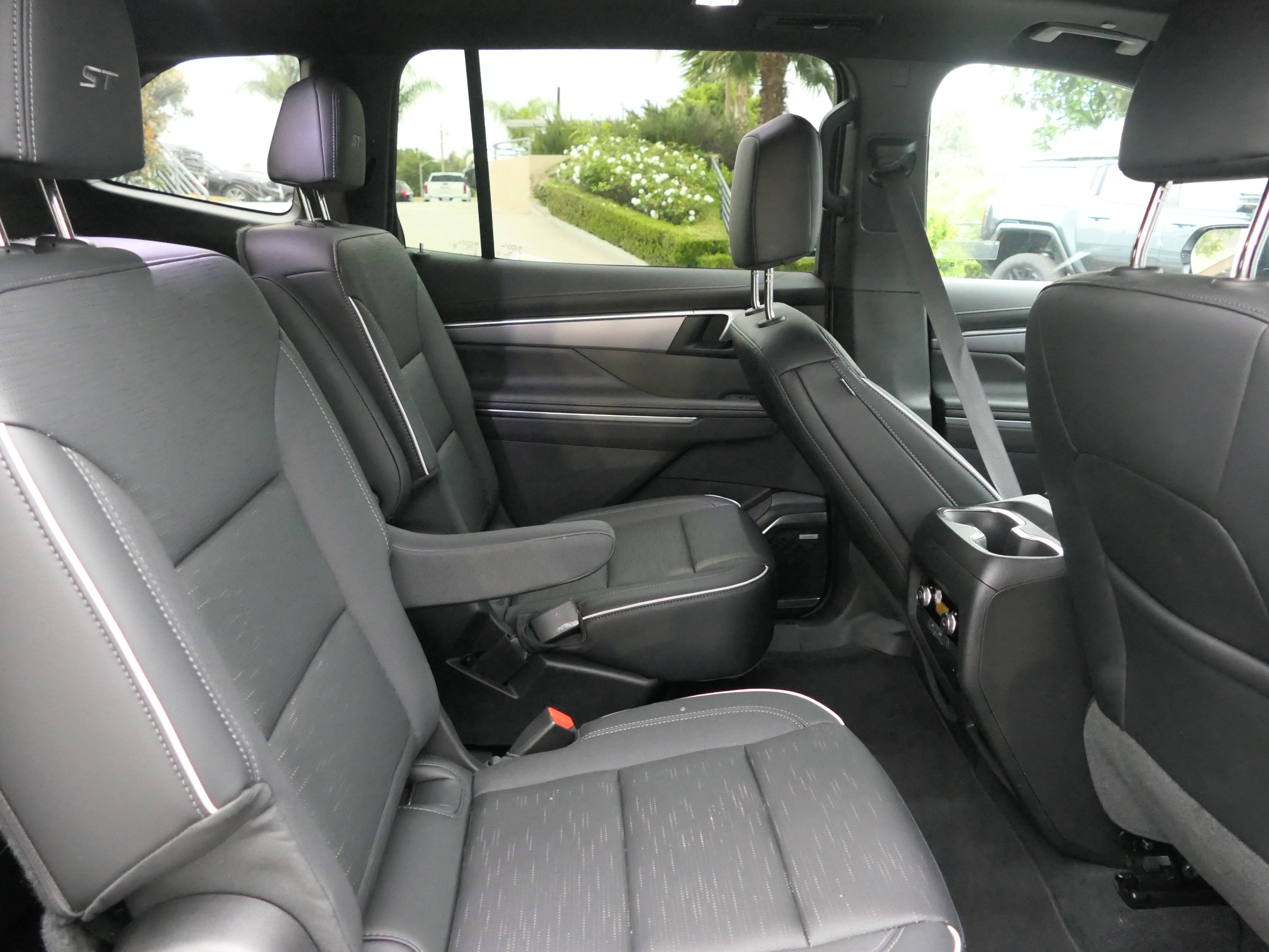 New 2026 Buick Enclave Sport Touring w/ Power Package image 23