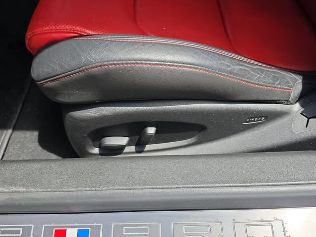 Used 2017 Chevrolet Camaro LT RWD image 15