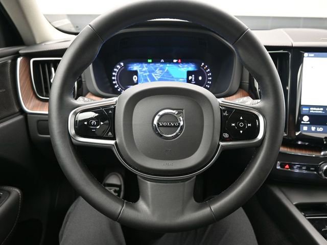 Used 2024 Volvo XC60 B5 Ultimate w/ Climate Package image 24