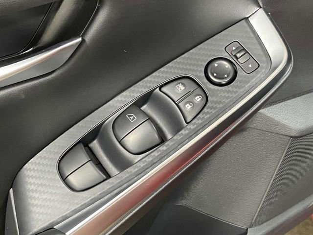 Used 2025 Nissan Sentra SR image 14