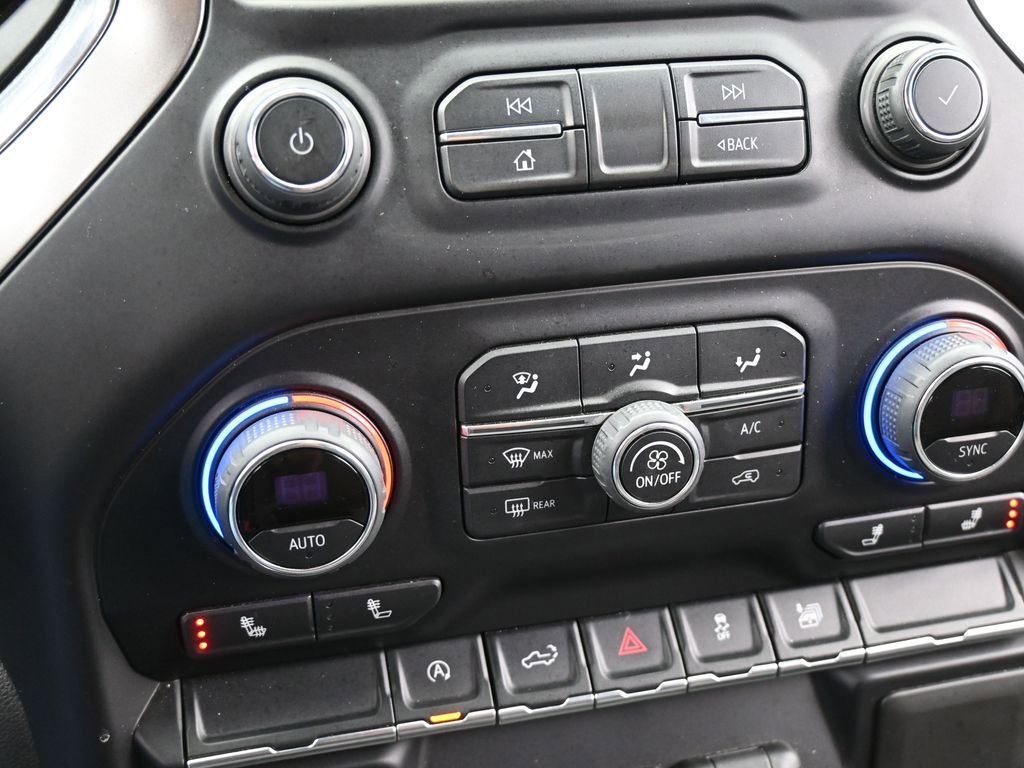 Used 2021 Chevrolet Silverado 1500 RST image 20