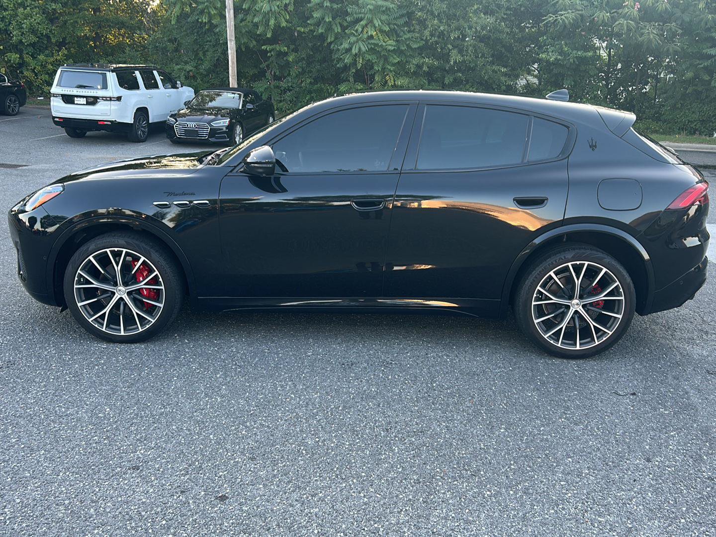 Used 2023 Maserati Grecale Modena AWD/4WD image 2
