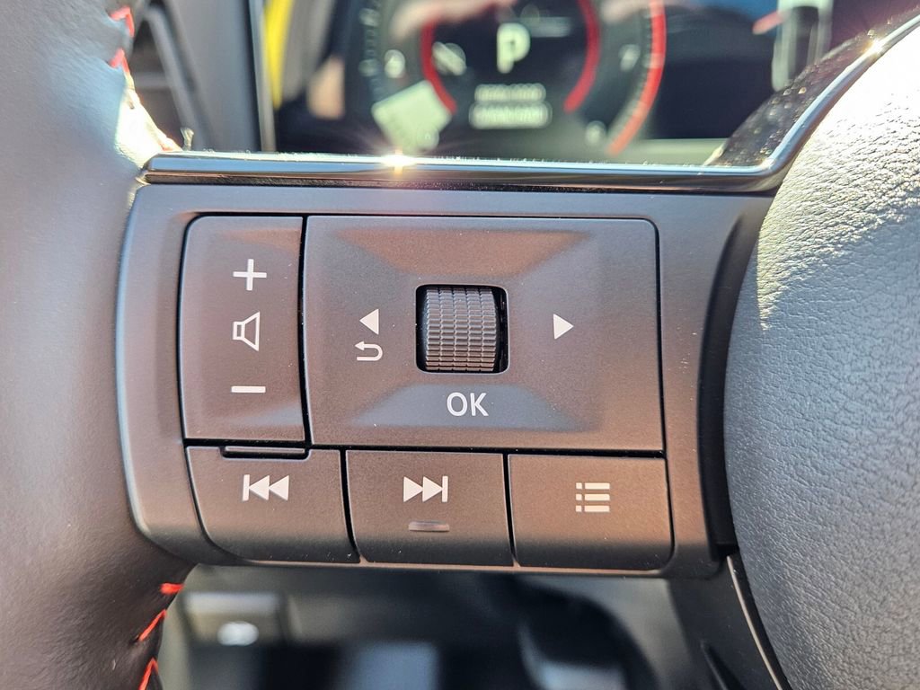 New 2026 Nissan Kicks SR w/ SR Premium Package image 25