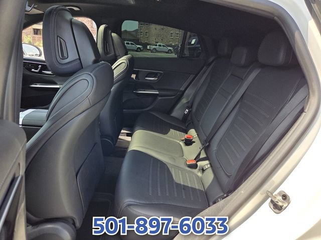 Used 2024 Mercedes-Benz GLC 300 4MATIC image 10