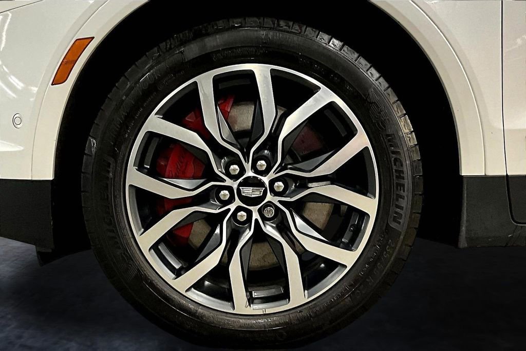 Certified 2025 Cadillac XT5 Sportv w/ Technology Package image 34