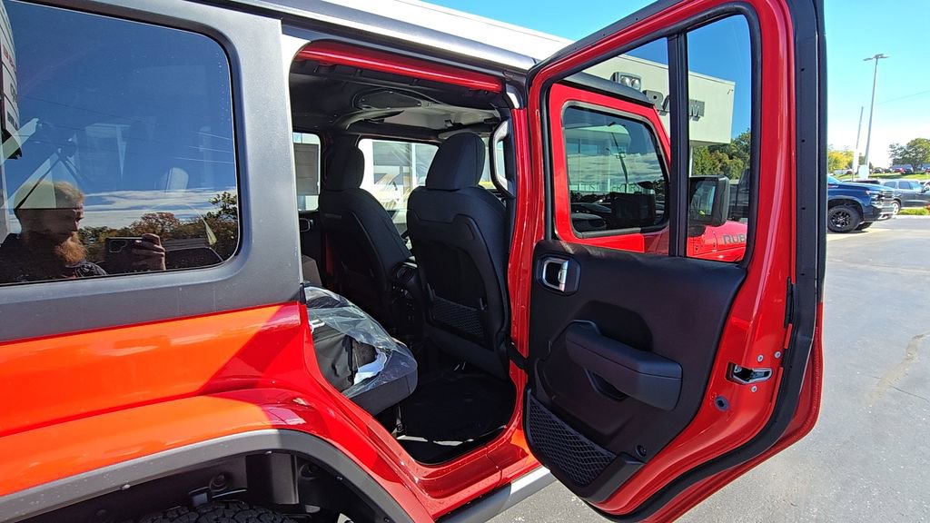 New 2026 Jeep Wrangler Unlimited Rubicon image 18