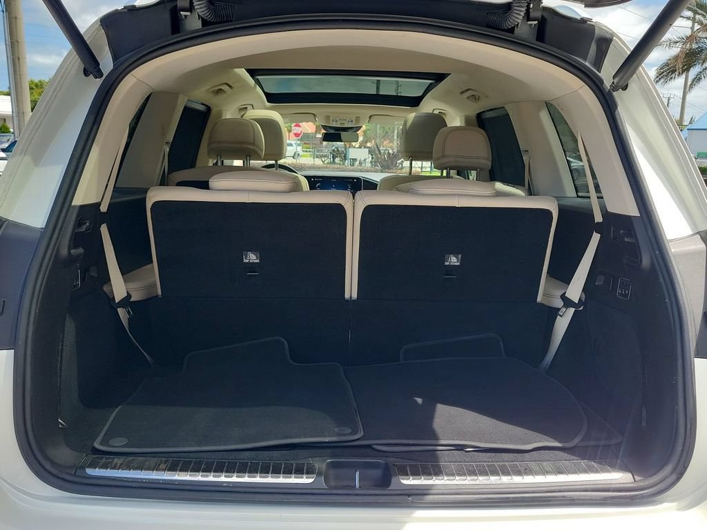 Used 2022 Mercedes-Benz GLS 450 4MATIC image 11
