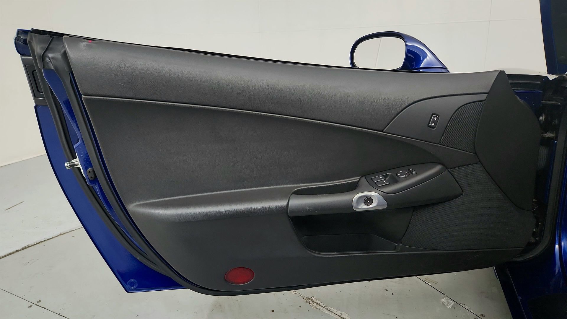Used 2007 Chevrolet Corvette Convertible RWD image 16