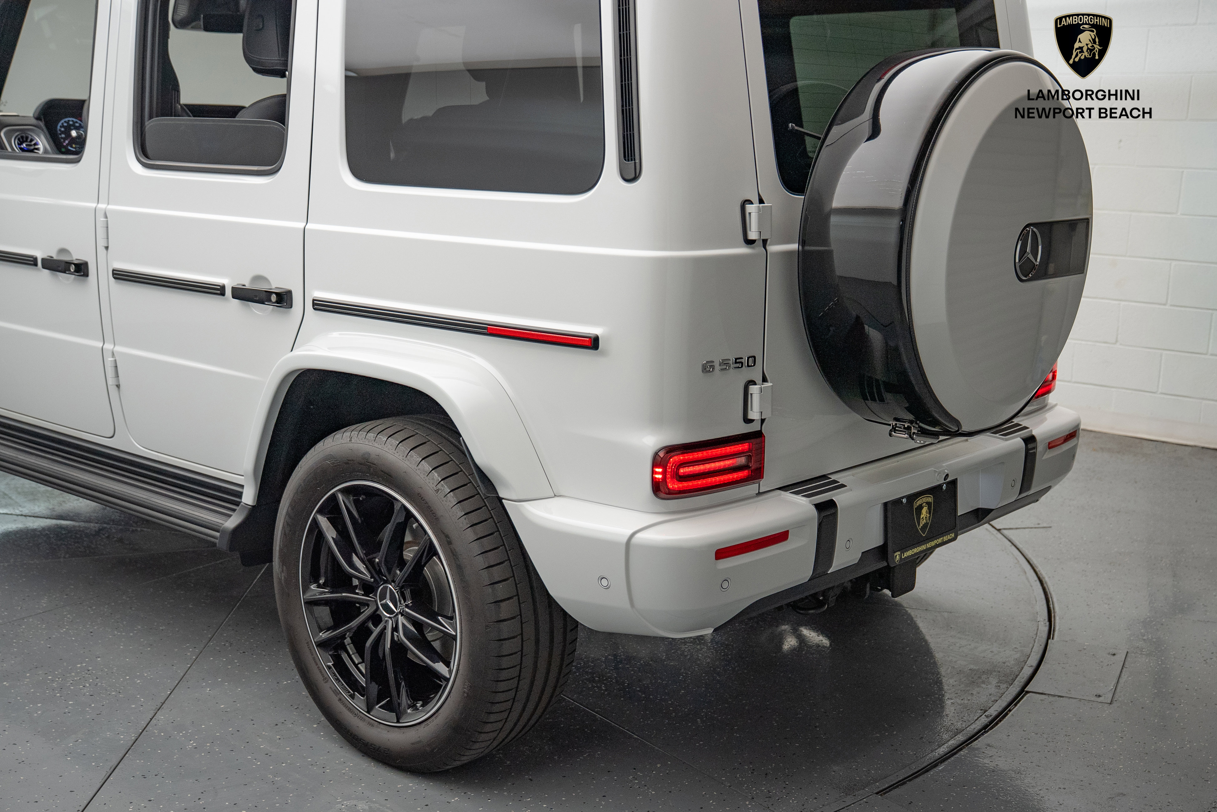 Used 2025 Mercedes-Benz G 550 image 13