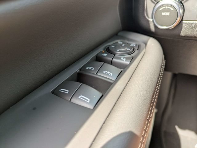 New 2026 GMC Yukon Elevation w/ LPO, Floor Liner Package RWD image 30