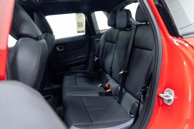 Certified 2026 MINI Cooper 4-Door Hardtop FWD image 20