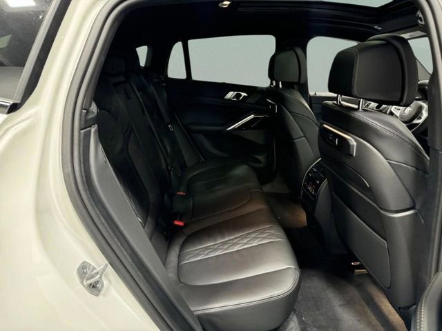 New 2026 BMW X6 M60i image 11