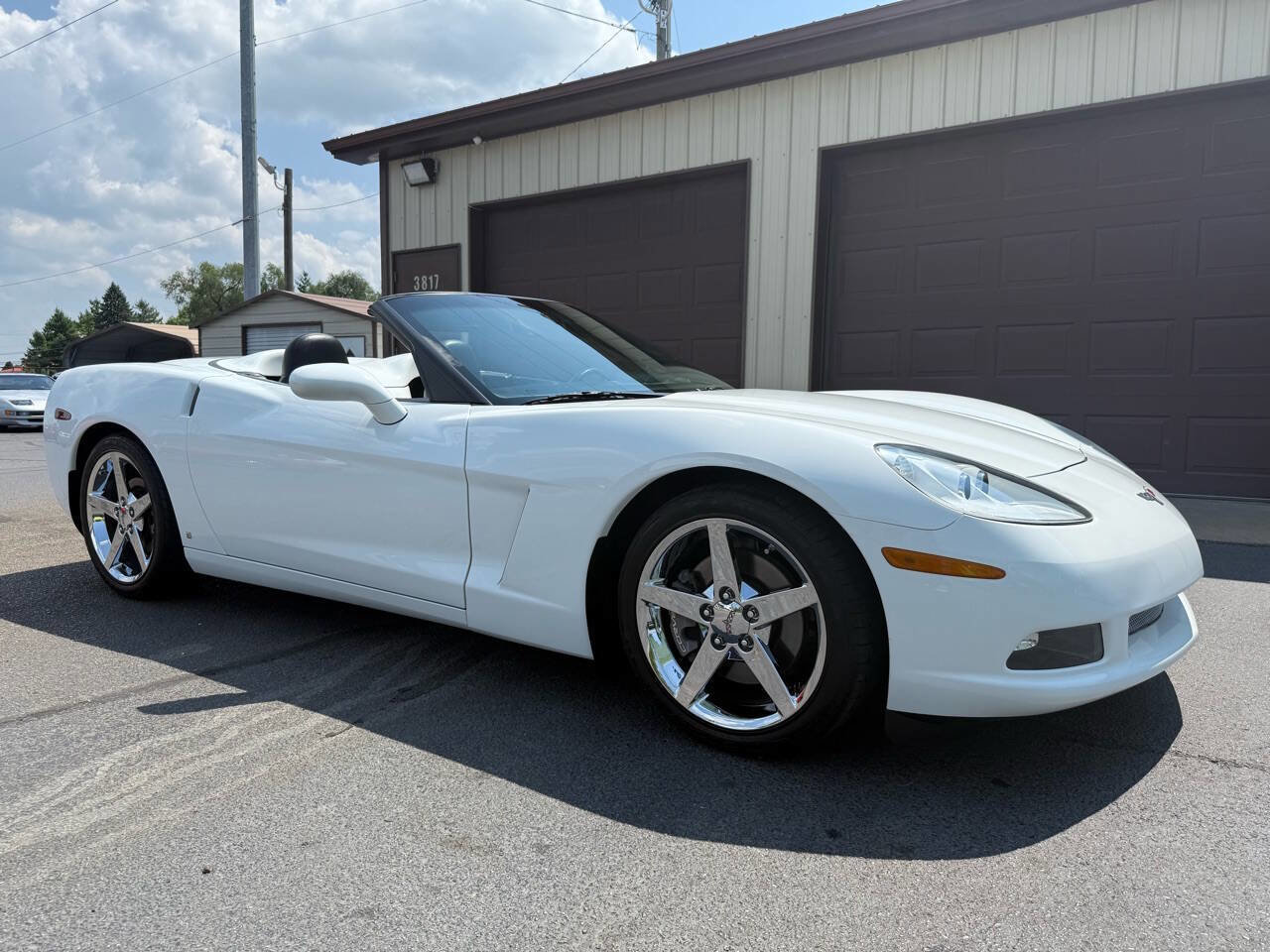 Used 2006 Chevrolet Corvette Convertible w/ Preferred Equipment Group image 11