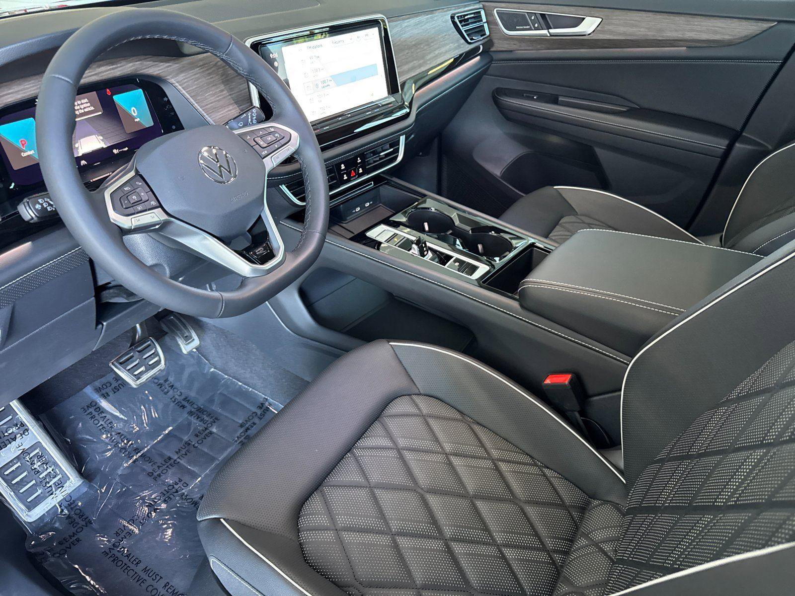 New 2026 Volkswagen Atlas SEL Premium R-Line AWD/4WD image 9