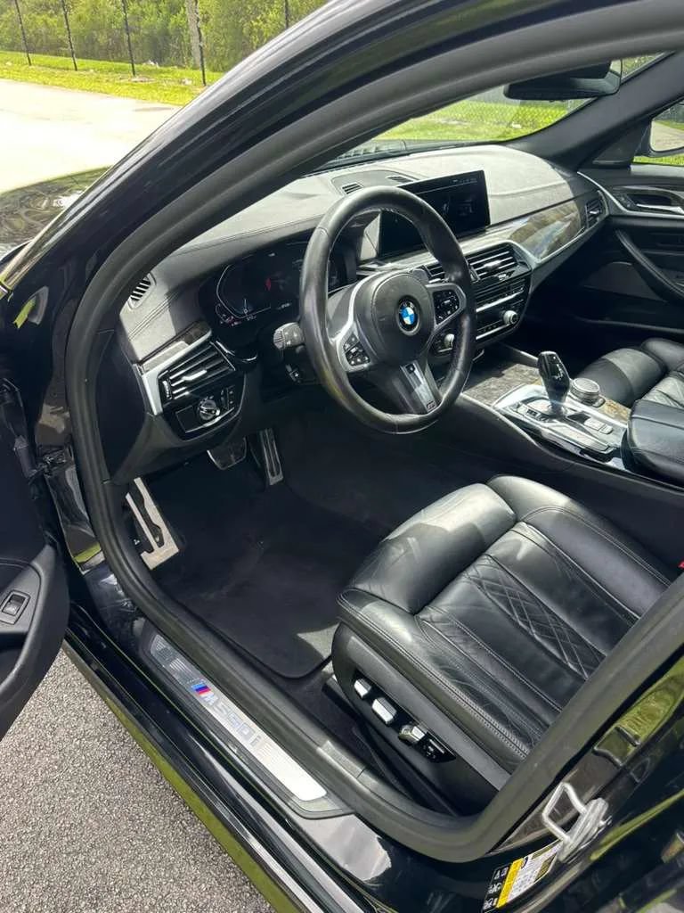 Used 2020 BMW M550i xDrive AWD/4WD image 9