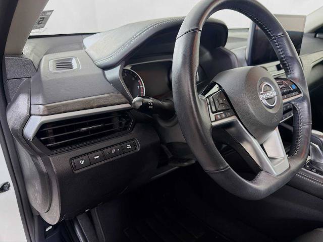 Certified 2023 Nissan Altima 2.5 SV w/ SV Premium Package FWD image 8