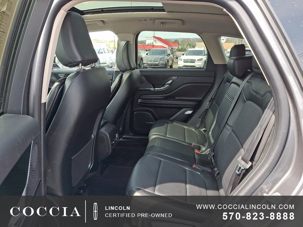 Used 2024 Lincoln Corsair Reserve w/ Equipment Group 201A image 10
