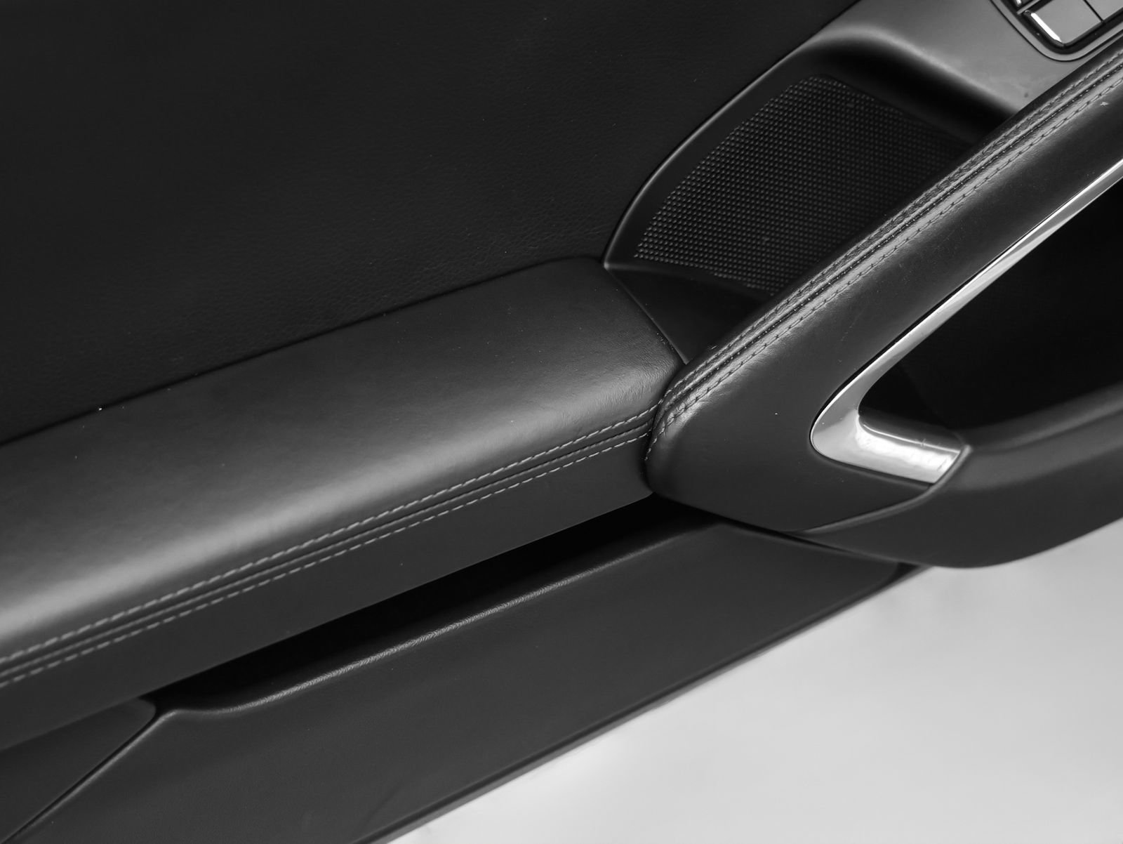 Certified 2017 Porsche 911 Carrera RWD image 45