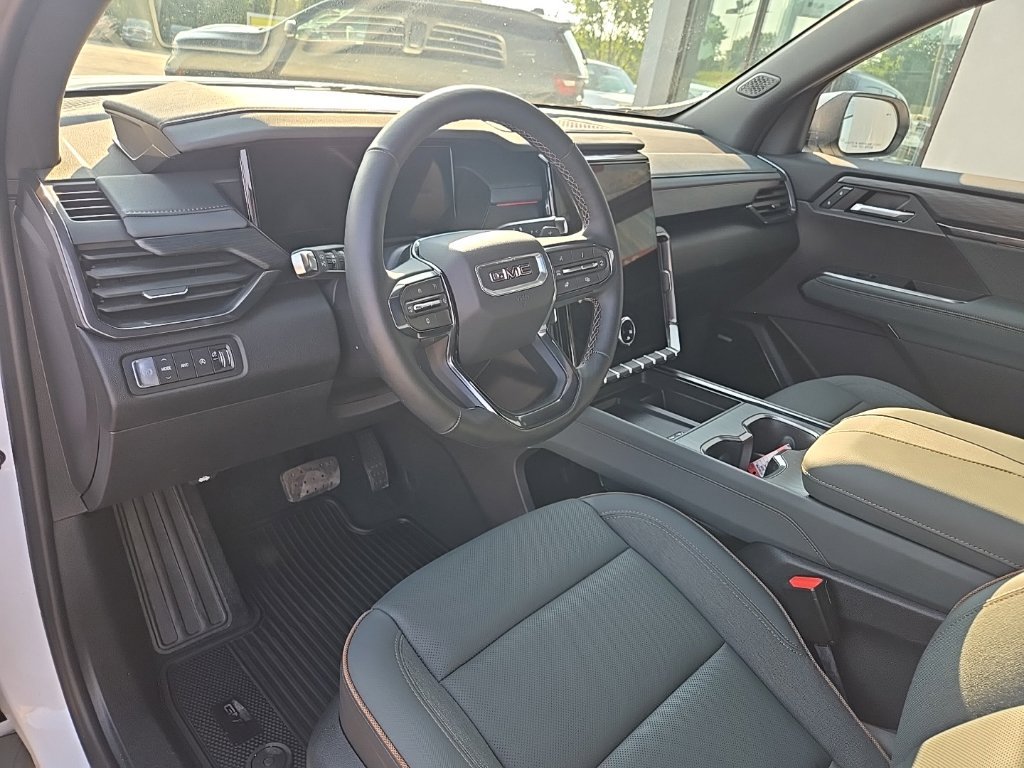 Used 2026 GMC Acadia AT4 w/ Luxury Package AWD/4WD image 41