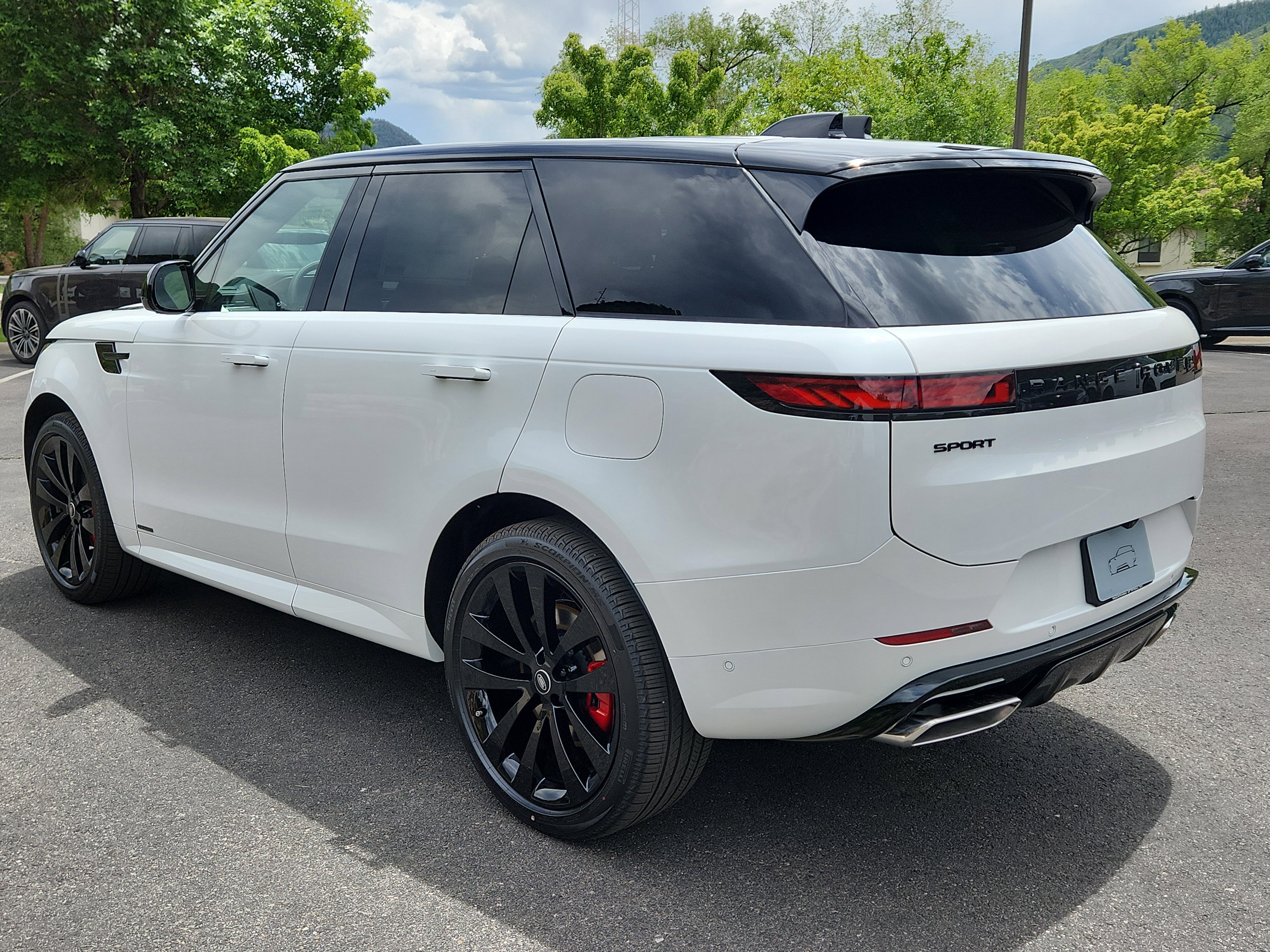 New 2025 Land Rover Range Rover Sport Autobiography image 5