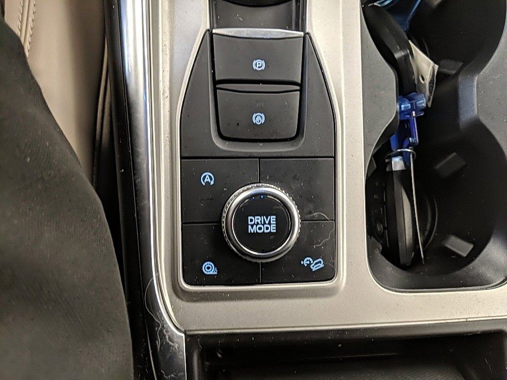 Used 2023 Ford Explorer XLT w/ Equipment Group 202A image 24