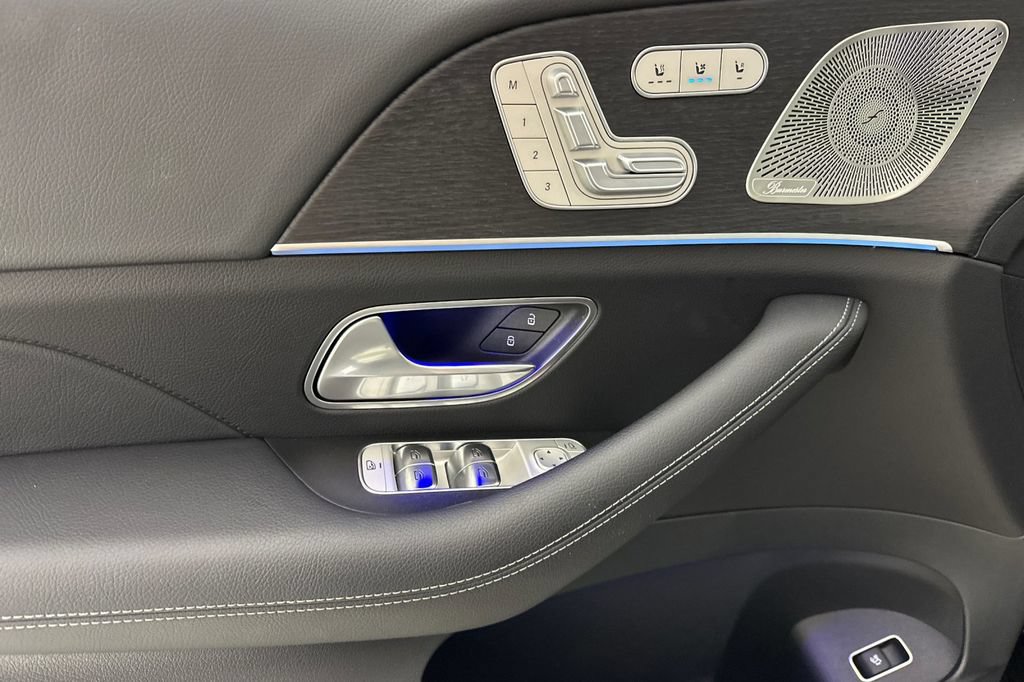 Certified 2026 Mercedes-Benz GLS 450 4MATIC image 13