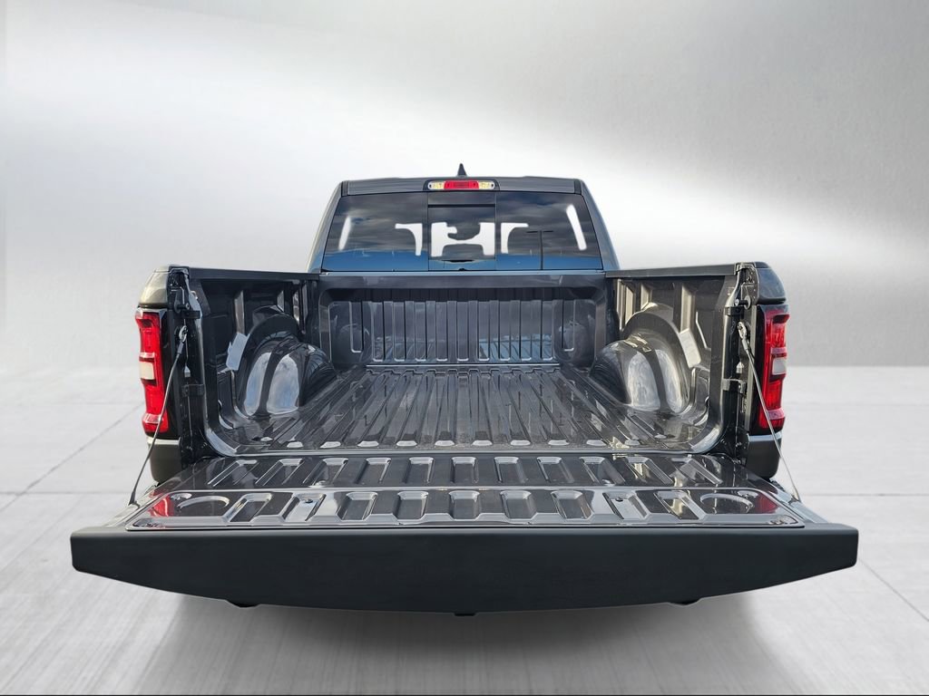 New 2026 RAM 1500 Big Horn AWD/4WD image 30