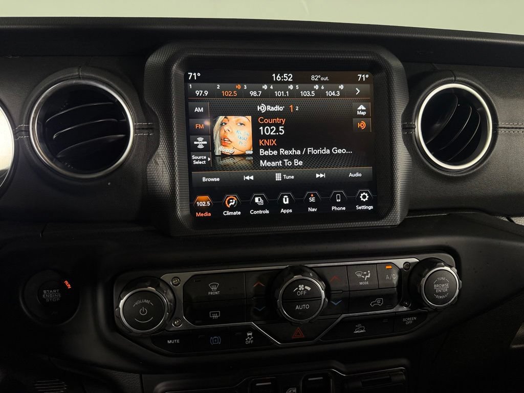 Certified 2023 Jeep Wrangler Unlimited Sahara AWD/4WD image 17
