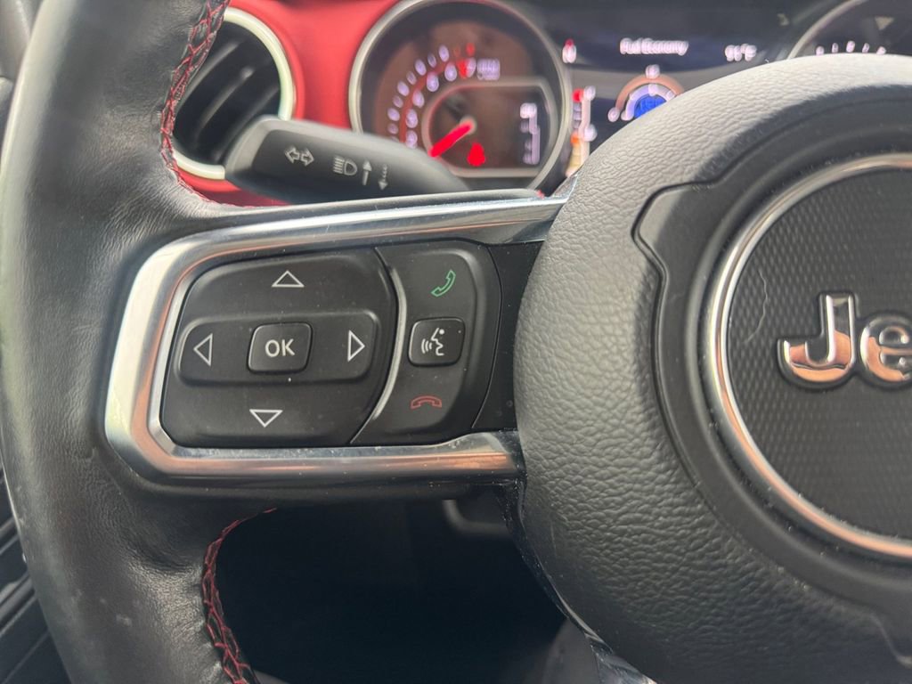 Used 2018 Jeep Wrangler Unlimited Rubicon w/ Dual Top Group AWD/4WD image 22