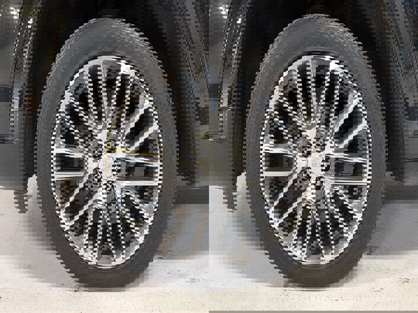 Used 2022 Jeep Compass Limited w/ Elite Group image 28